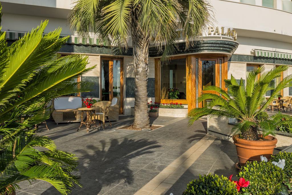 נטונו Astura Palace Hotel מראה חיצוני תמונה