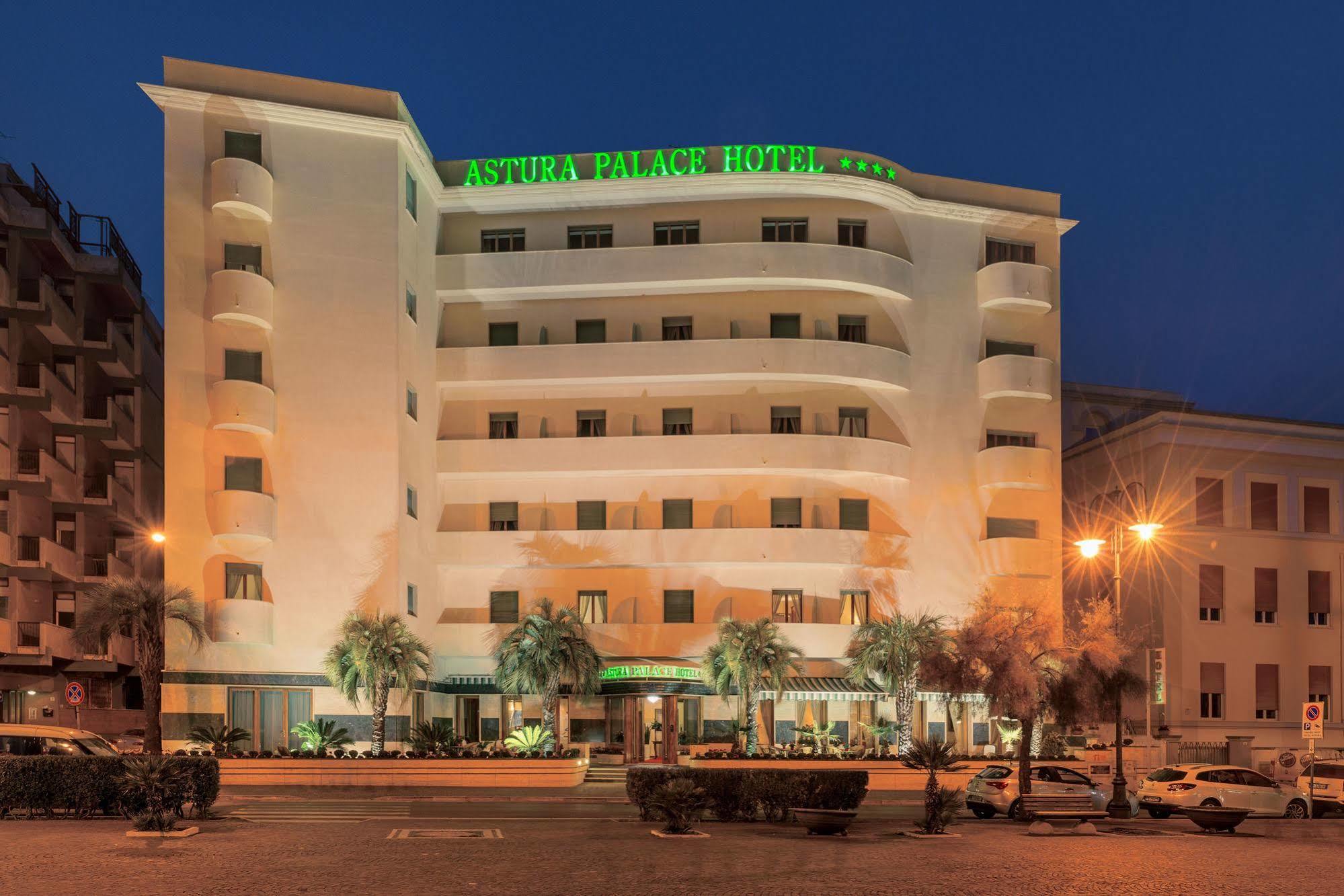 נטונו Astura Palace Hotel מראה חיצוני תמונה