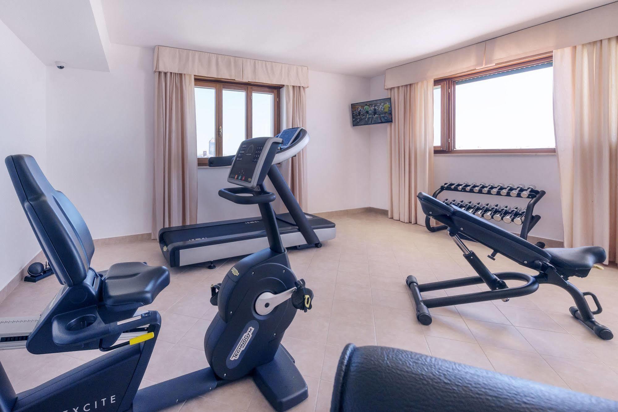 נטונו Astura Palace Hotel מראה חיצוני תמונה