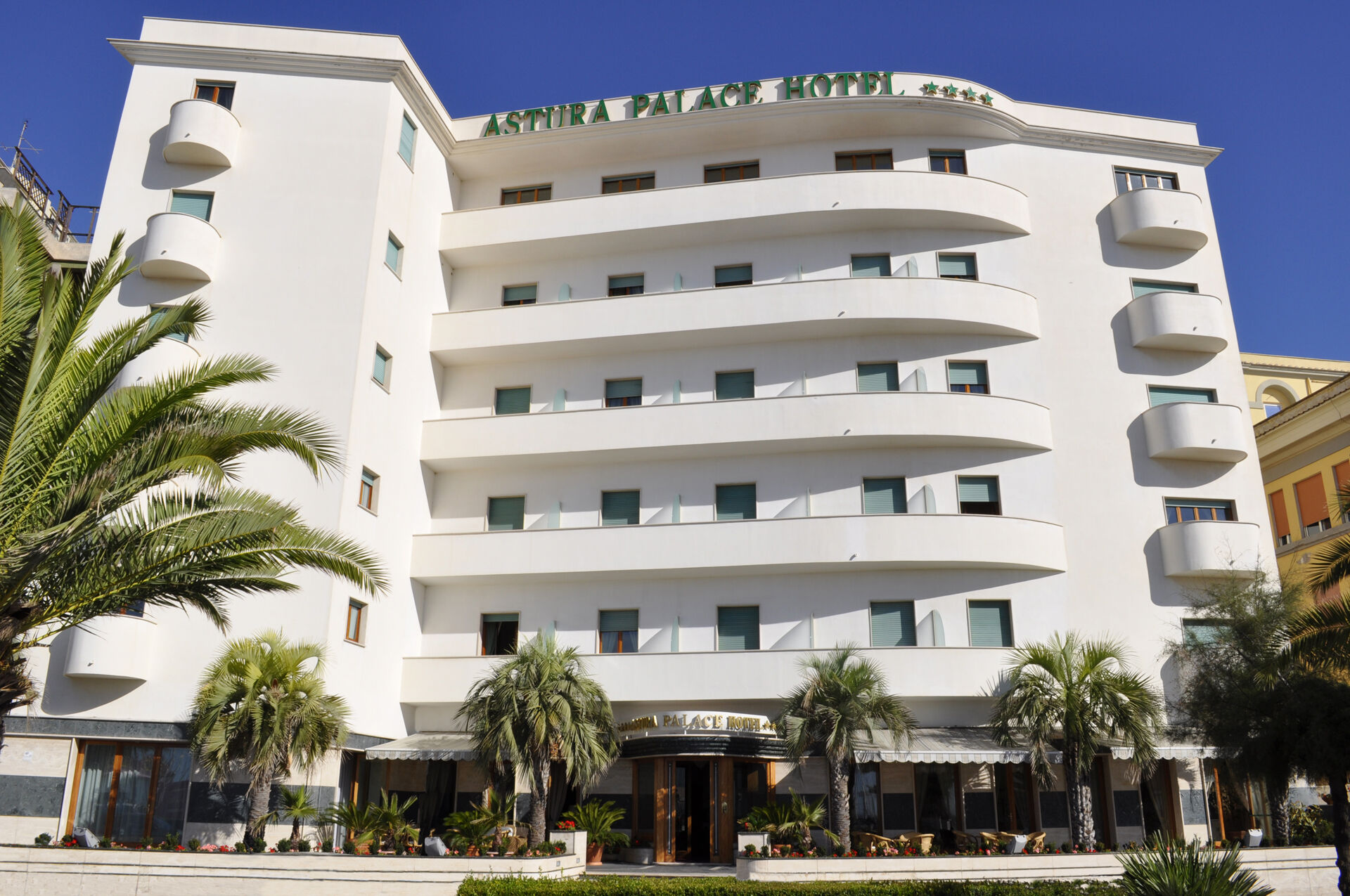 נטונו Astura Palace Hotel מראה חיצוני תמונה